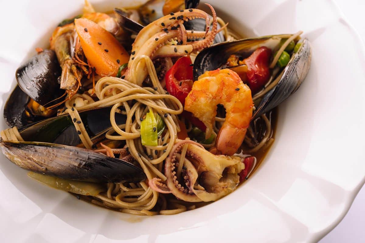 spaghetti aux gambas fruits de mer