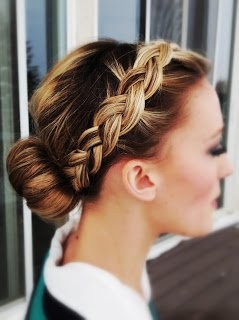 19-Front-Braid-to-Bun