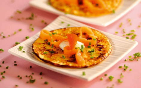 crepes pdt saumon - Crêpes de pommes de terre au saumon fumé Labeyrie et curry