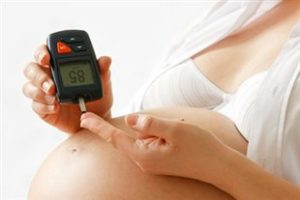 grossesse diabete 300x200 - Les grossesses à risque