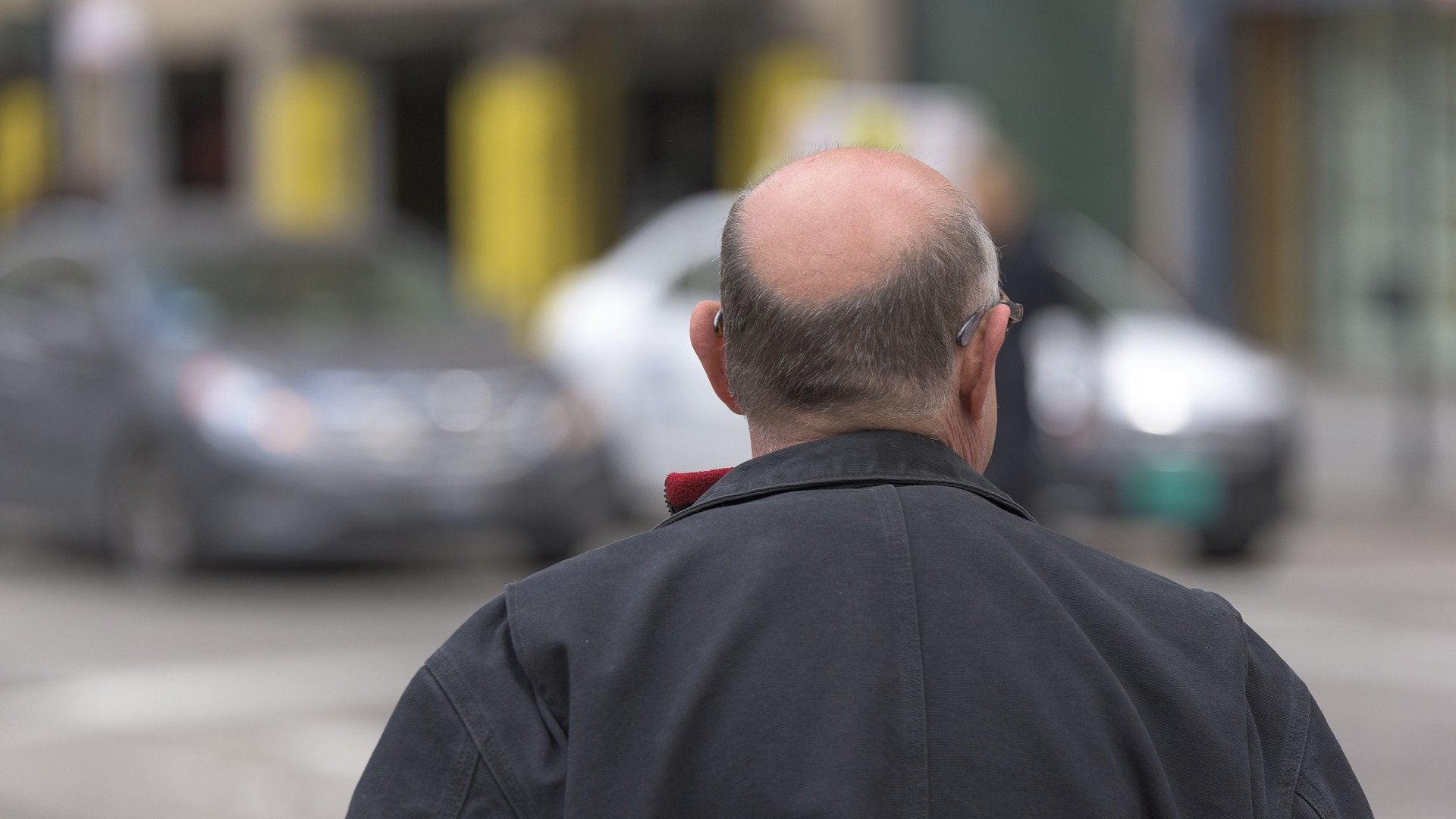 La calvitie de votre homme pourrait être due à votre belle-mère