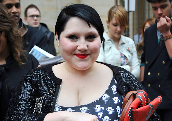 beth ditto coupe courte visage rond