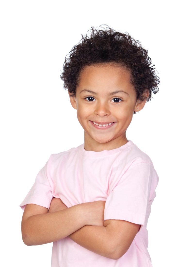 Coiffure petits garçons - Coupe cheveux courts et bouclés