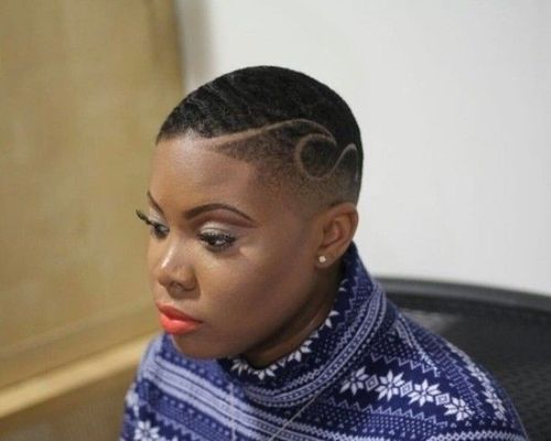 coupe courte femme afro etre belle 42 - Modèles de coiffure coupe courte femme afro