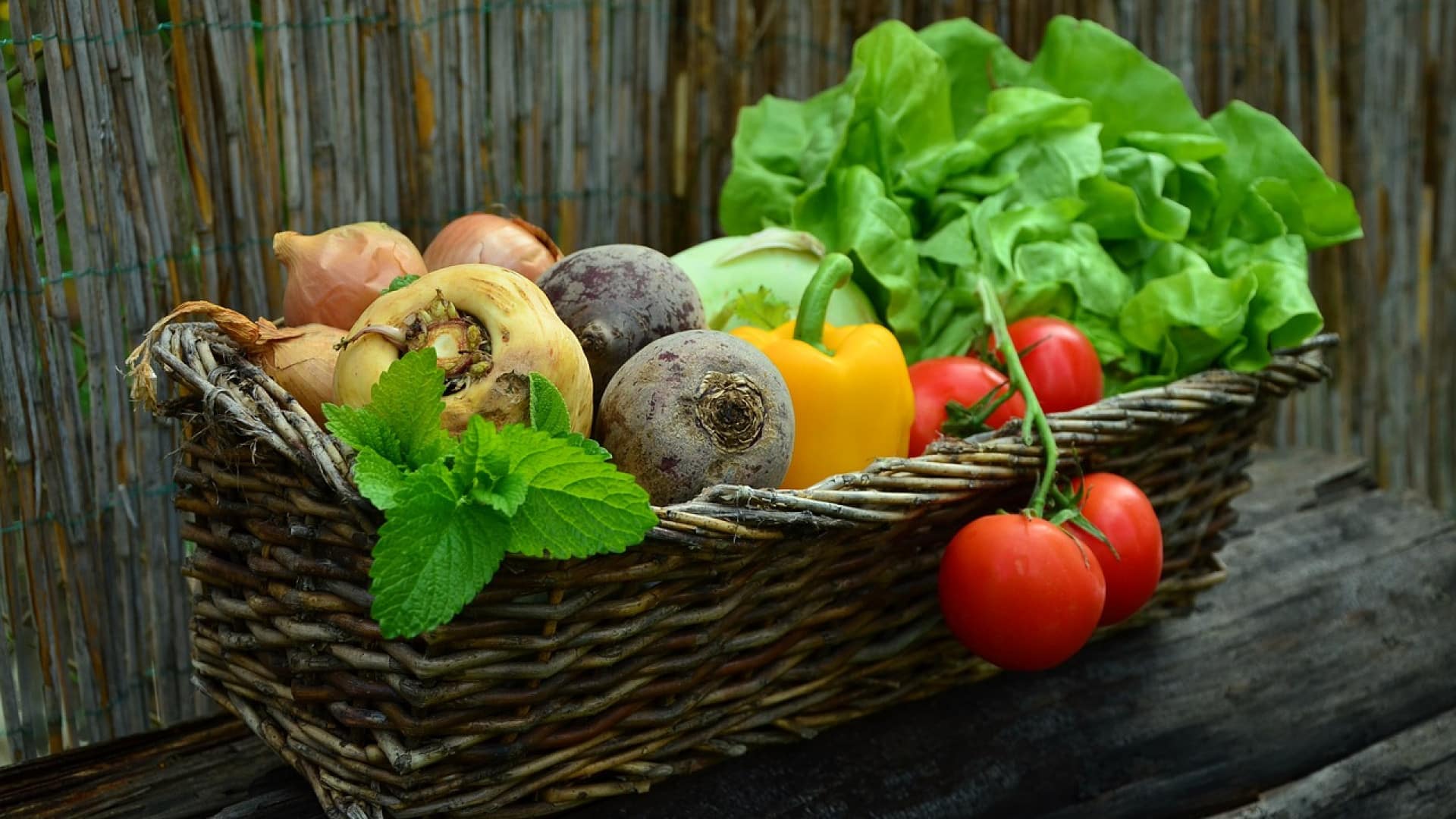 Une salade au bureau… en 2 minutes chrono !