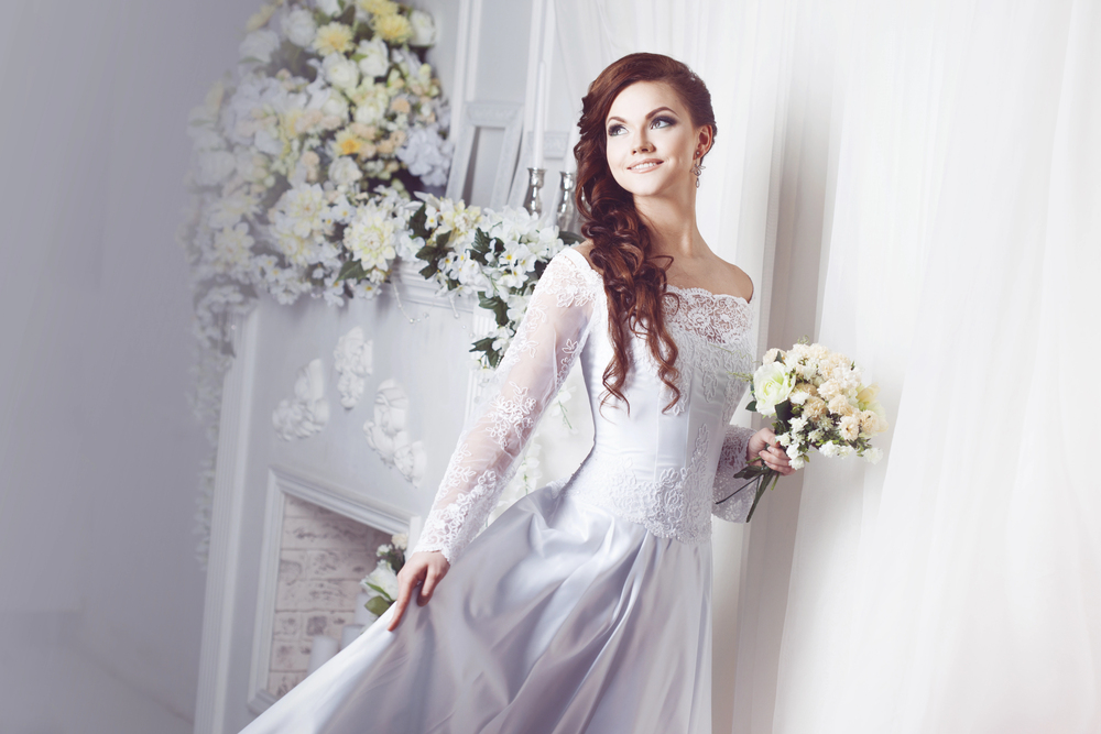 robe de mariée élégante à manches longue tendance