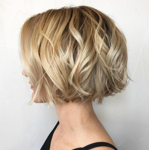 Jaw-Length Wavy Blonde Bob