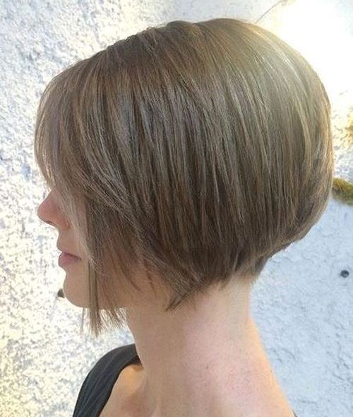 chin-length layered bob for straight hair