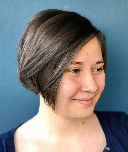Short Angled Bob For Round Face