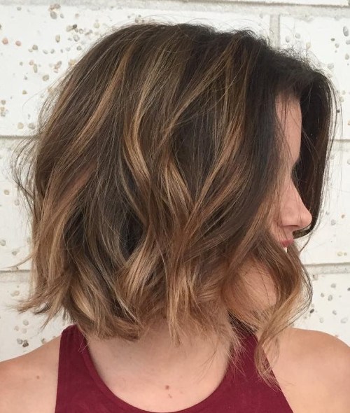 Brown Wavy Bob With Highlights