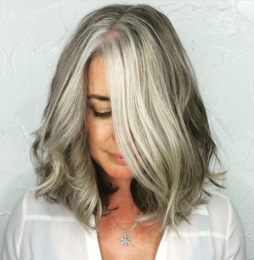 Shoulder Length Gray Wavy Bob