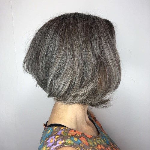 Loosely Curled Gray Bob Hairstyle