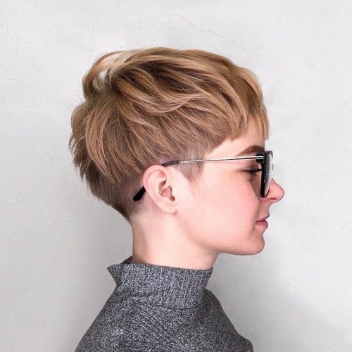 Pixie Undercut haché