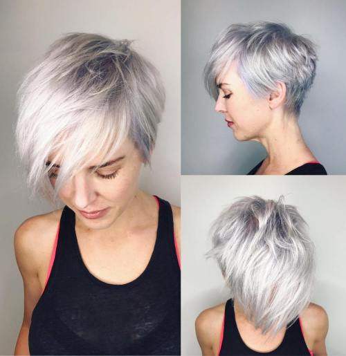 Pixie argent asymétrique avec fondu de racine