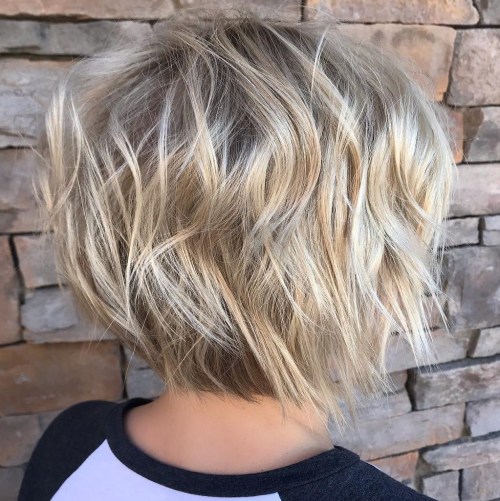 Short Wavy Bob With Pearl Blonde Balayage