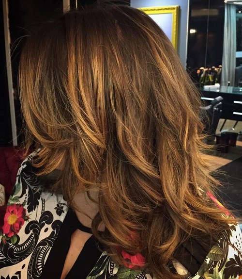 Medium Layered Brown Hair With Caramel Balayage