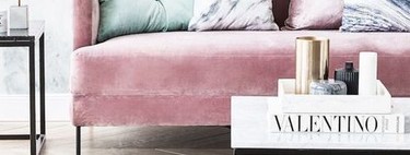 Siete sofás rosas para sumarte a la tendencia que triunfa en las casas de las bloggers