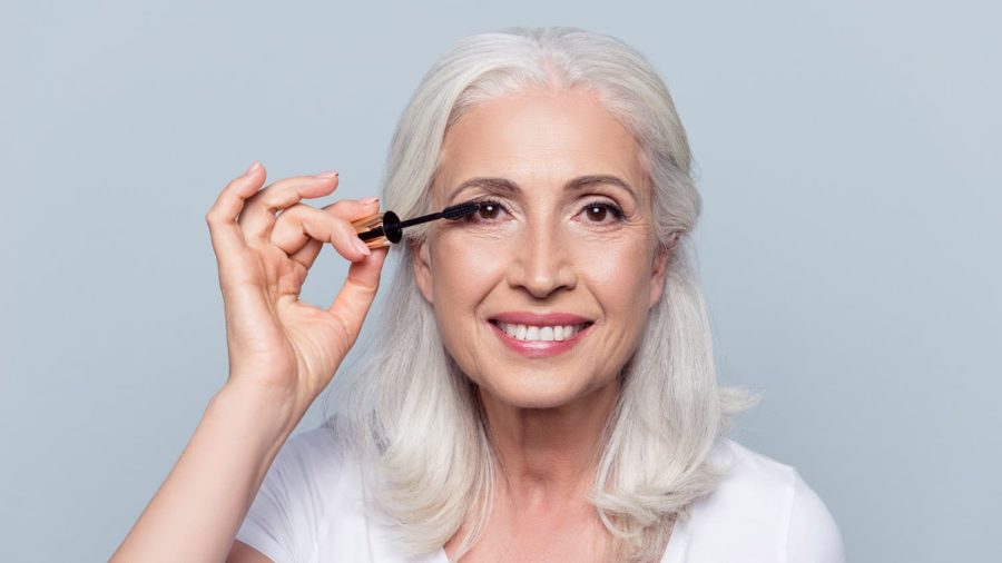 20 astuces de maquillage faciles pour les femmes de plus de 50 ans