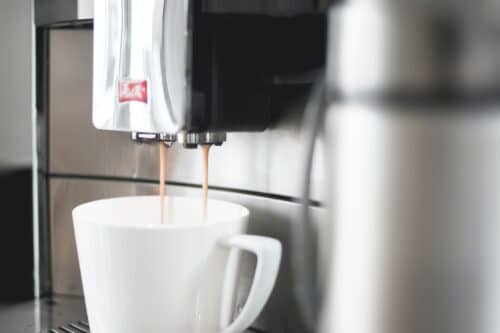 pexels dominika roseclay 912901 1 500x333 - La cafetiere electrique à choisir pour faire du bon café