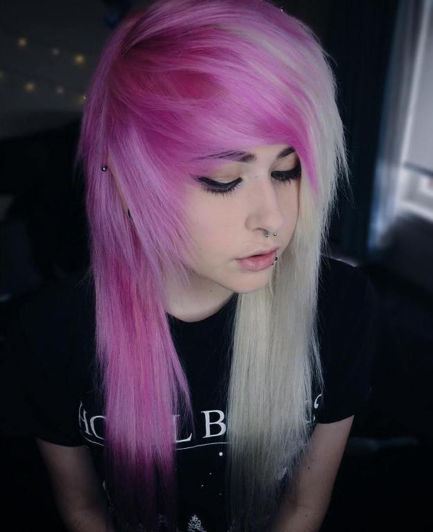 10 half blonde half pink emo hairstyle - 30 coiffures Emo profondément émotionnelles et créatives pour les filles