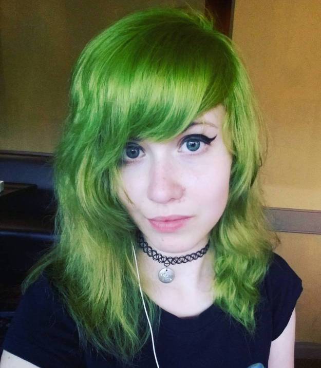 19 pastel green hair with bangs - 30 coiffures Emo profondément émotionnelles et créatives pour les filles