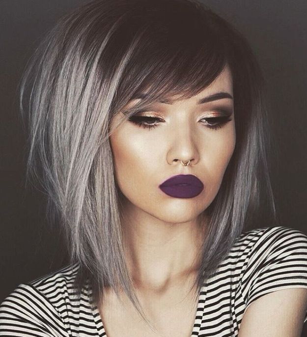 3 medium black hair with gray balayage - 30 coiffures Emo profondément émotionnelles et créatives pour les filles