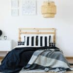 Tête de lit en bois moderne : quel modèle choisir ?