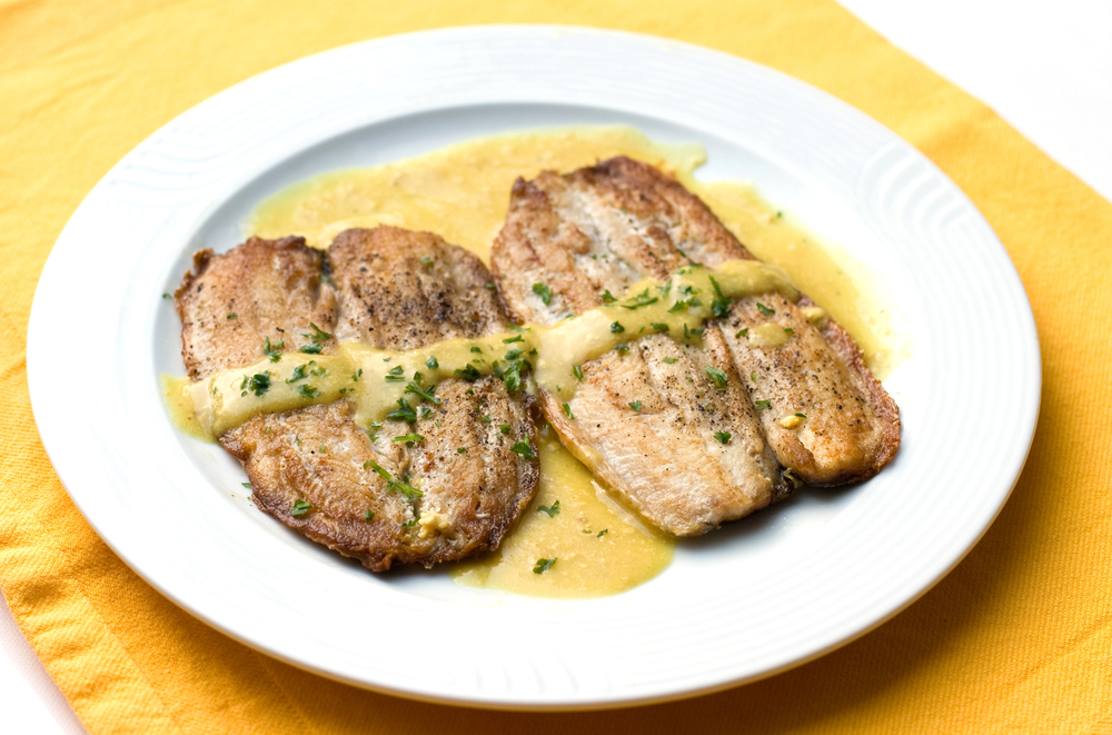 Poisson blanc à la moutarde et chapelure