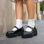 Babies épaisses plateformes : comment les porter sans fausse note