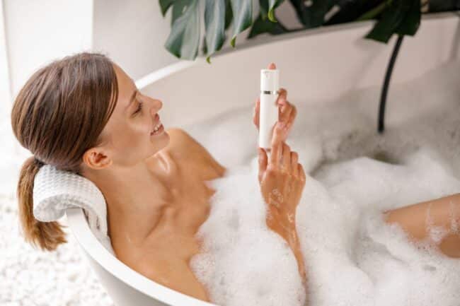 cosmetiques bio 650x433 - Pourquoi choisir les cosmétiques bio pour votre routine beauté ?