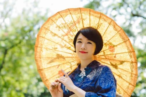 culture japon femme 500x334 - Comment aborder la culture japonaise ?