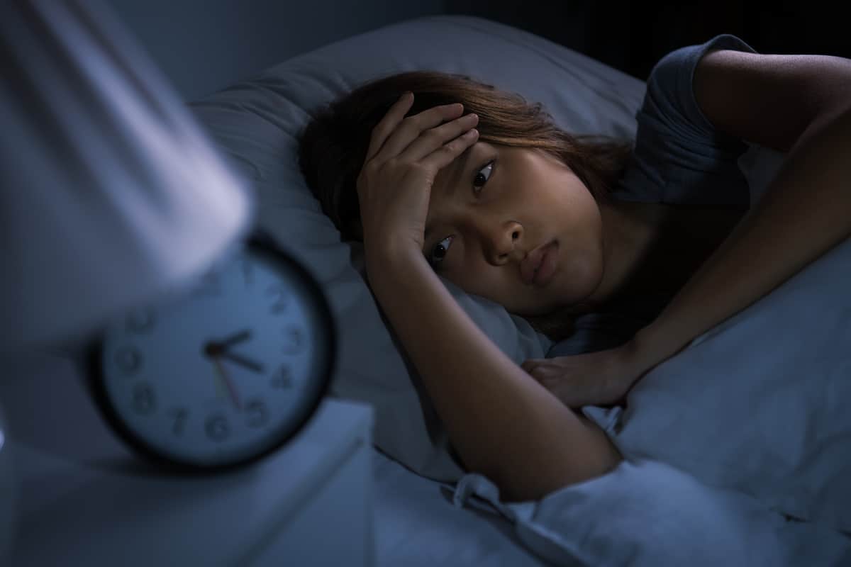 woman insomnia 2021 08 29 23 35 22 utc 1 - 5 astuces confort pour mieux dormir la nuit !