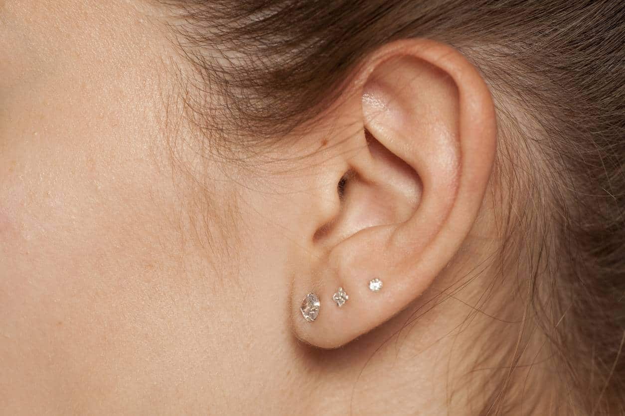 Piercings lobe d'oreille