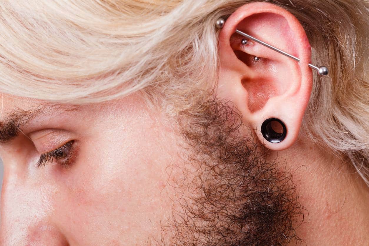 Piercings à l'oreille