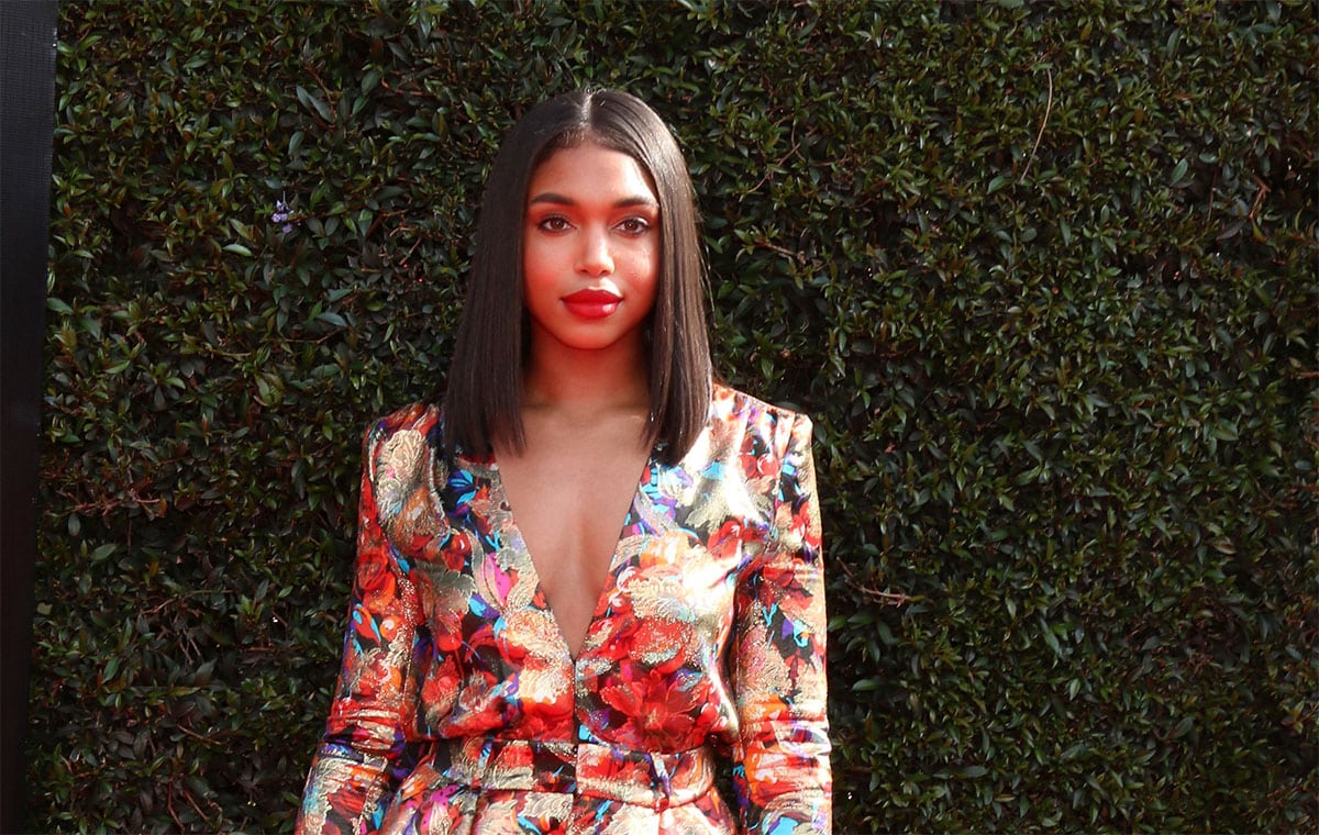 Les dernières tenues de mode de Lori Harvey en août 2022