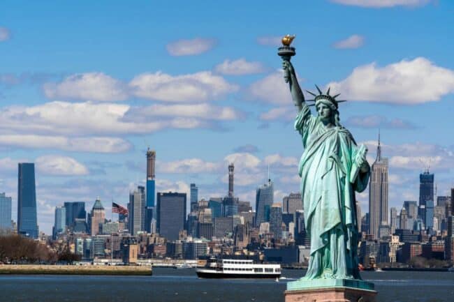 touristique investissez voyage york pass 650x433 - Voyage à New York : investissez dans un pass touristique