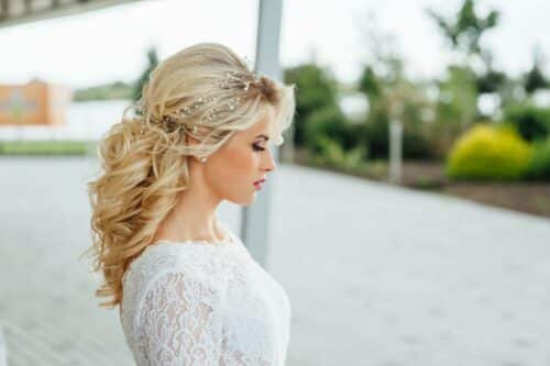 visu extensions mariage comment 500x333 - Comment choisir les bonnes extensions de cheveux pour votre mariage ?