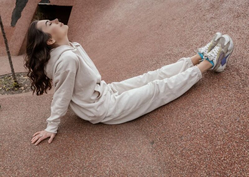 Comment avoir une allure stylée et branchée en jogging