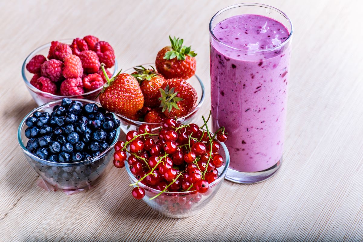 smoothie fruits rouge - Les meilleures recettes de smoothies pour faire le plein de vitamines