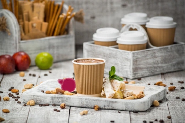 tasses à café en papier