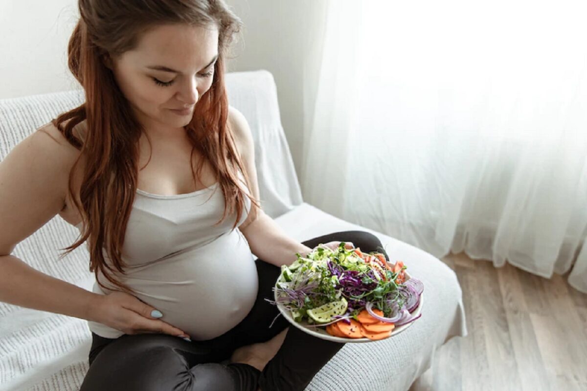 femme enceinte alimentation compléments riche équilibré