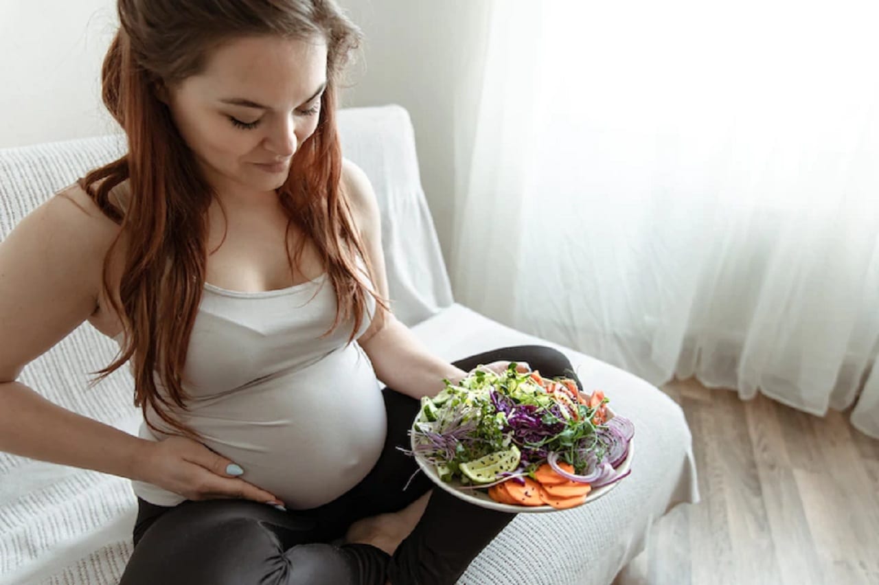 femme enceinte alimentation compléments riche équilibré