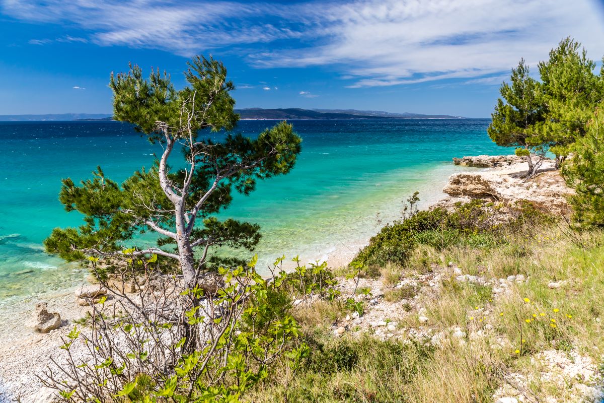 côte de la riviera de makarska makarska, croatie