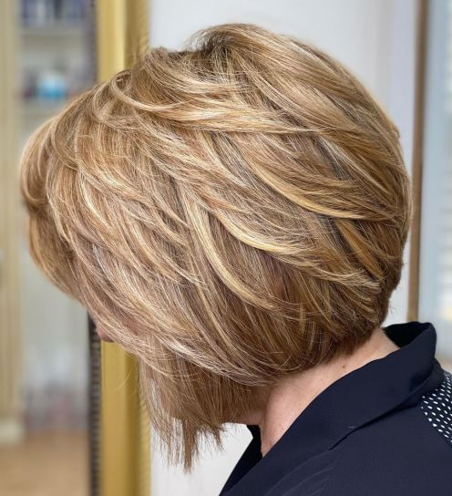 bob à plumes avec balayage