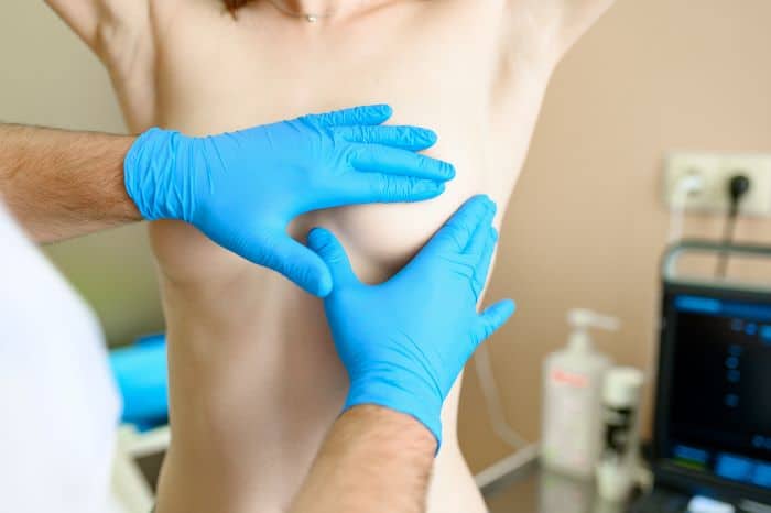 chirurgie seins tubéreux