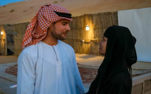 couple emirati mariage voyage tradition