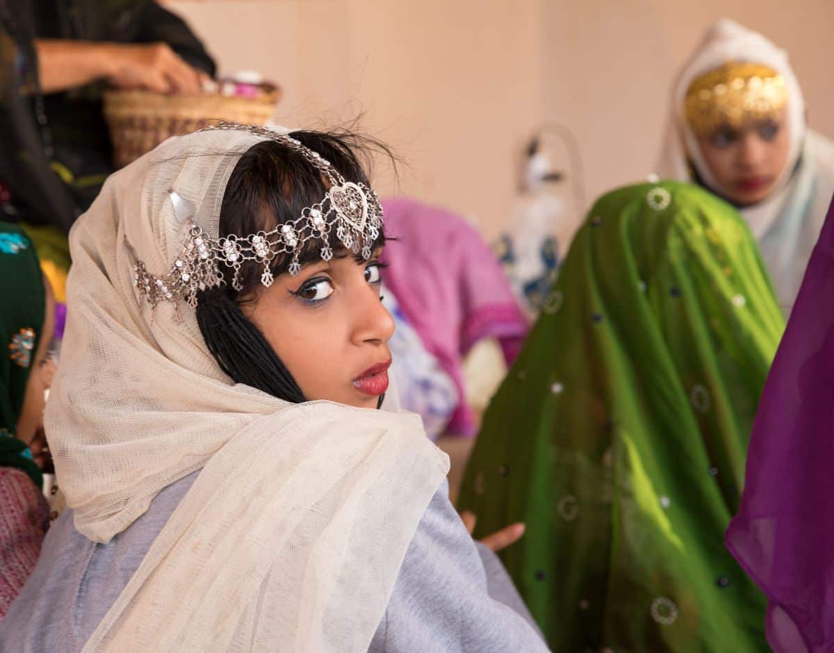 Jeune fille omanaise lors d'un rituel