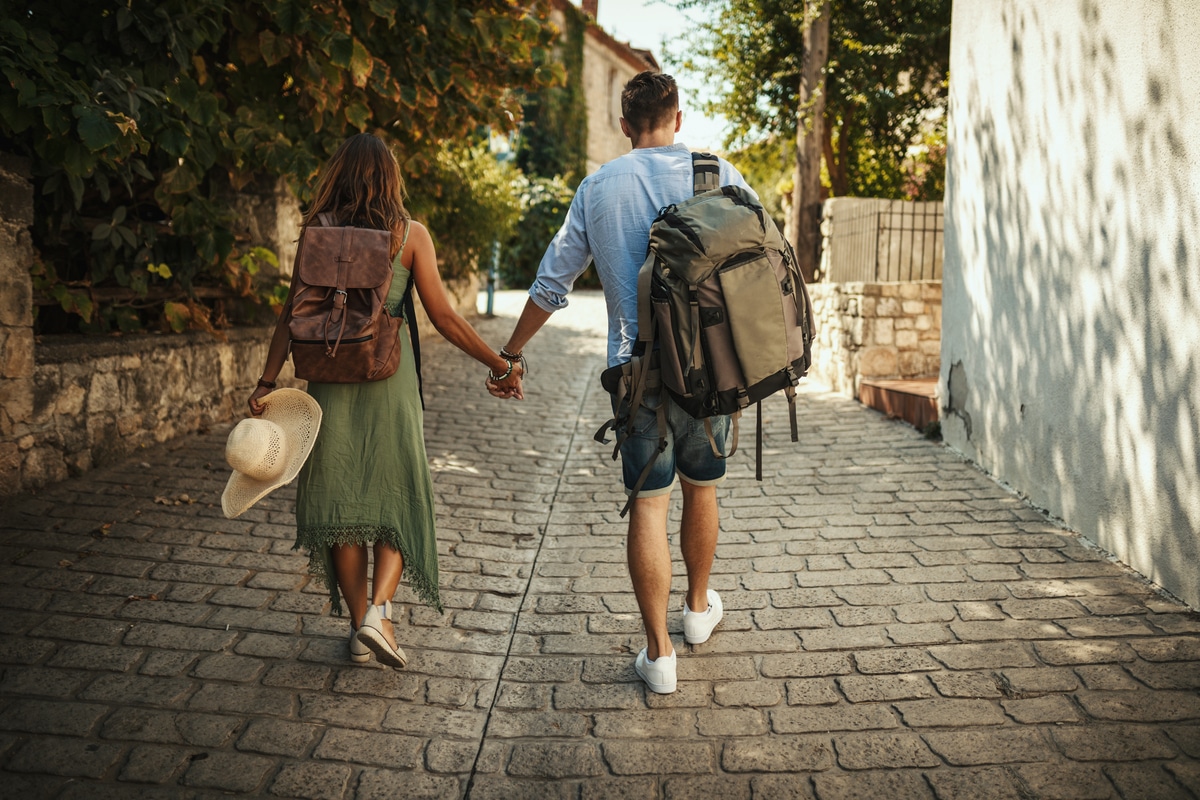 voyage pas cher trains ouigo couple vacances