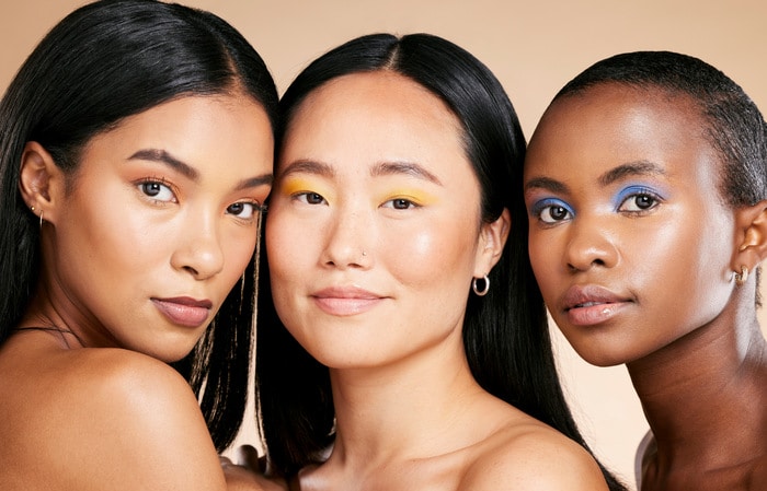 Révélez votre beauté avec des cosmétiques naturels : les secrets d’une beauté éclatante !