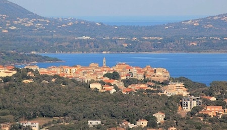 village de porto vecchio en corse